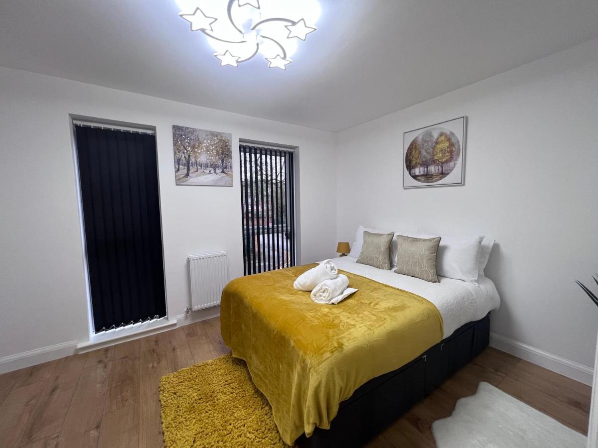 Luxury Birmingham City Centre Palace 외부 사진